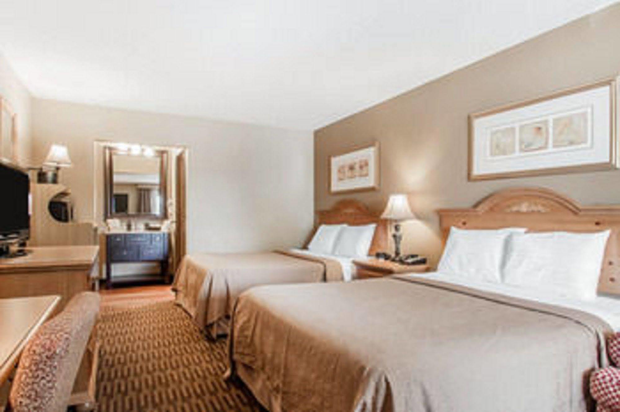 Quality Inn Us65 & E Battlefield Rd Springfield Exterior foto