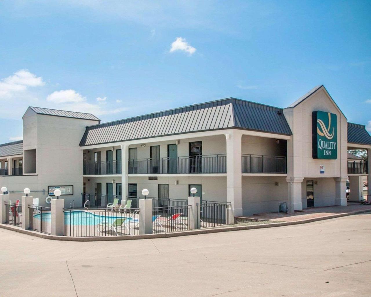 Quality Inn Us65 & E Battlefield Rd Springfield Exterior foto