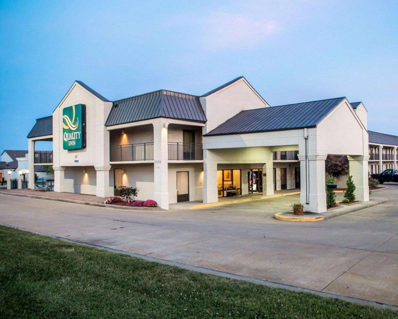 Quality Inn Us65 & E Battlefield Rd Springfield Exterior foto